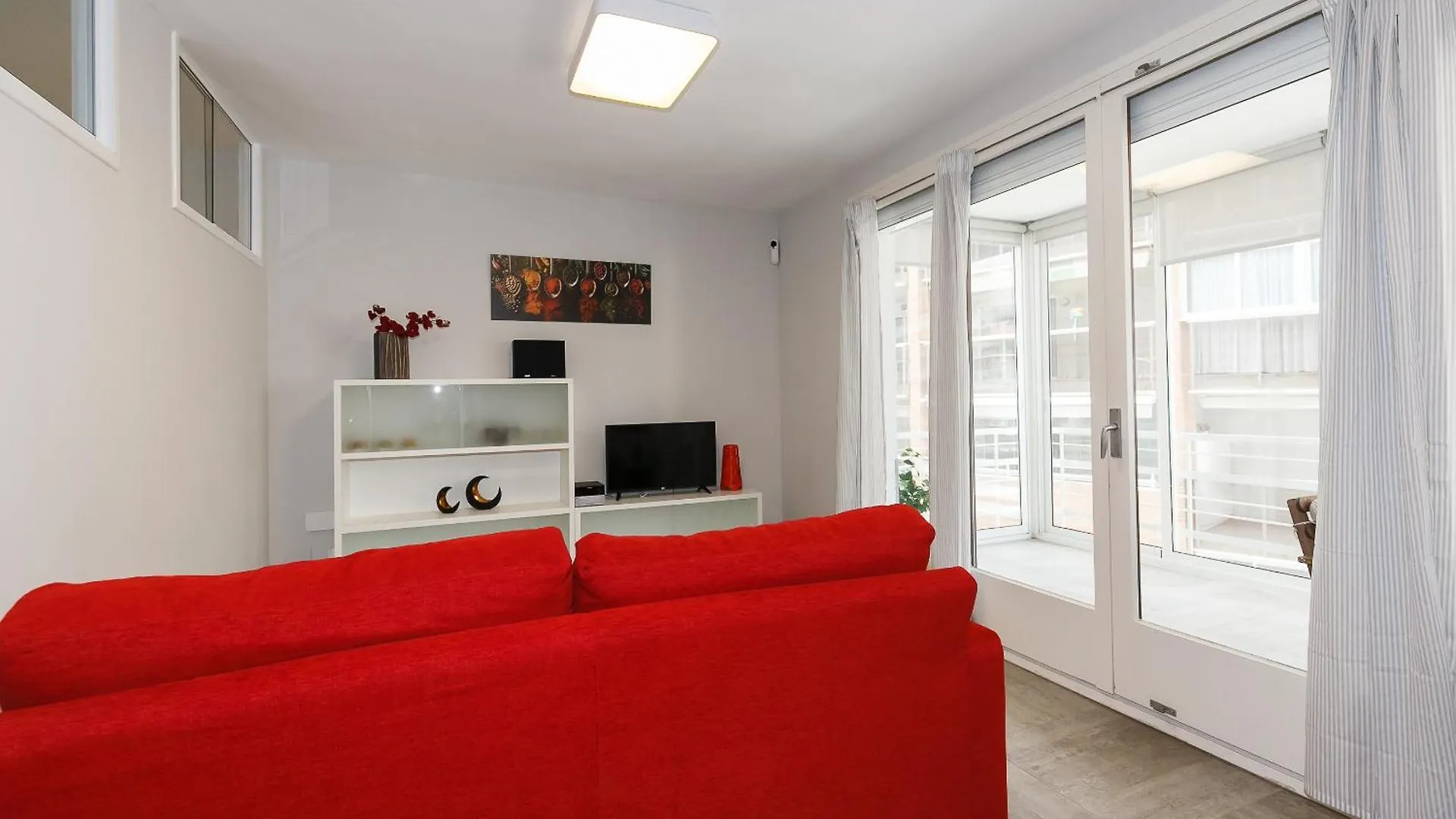 Uhc Alexis Family Apartments Салоу 0*,