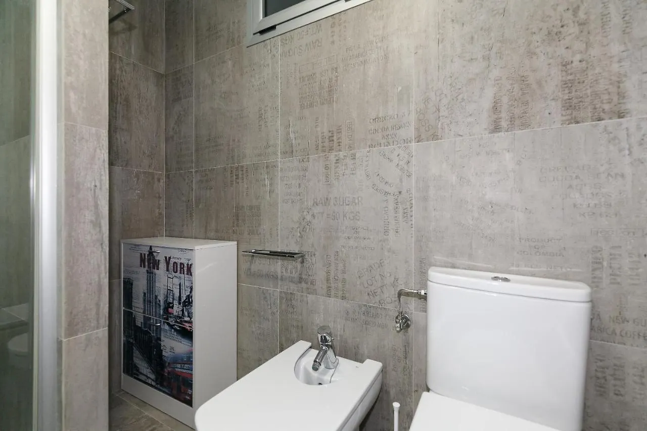 Uhc Alexis Family Apartments Salou