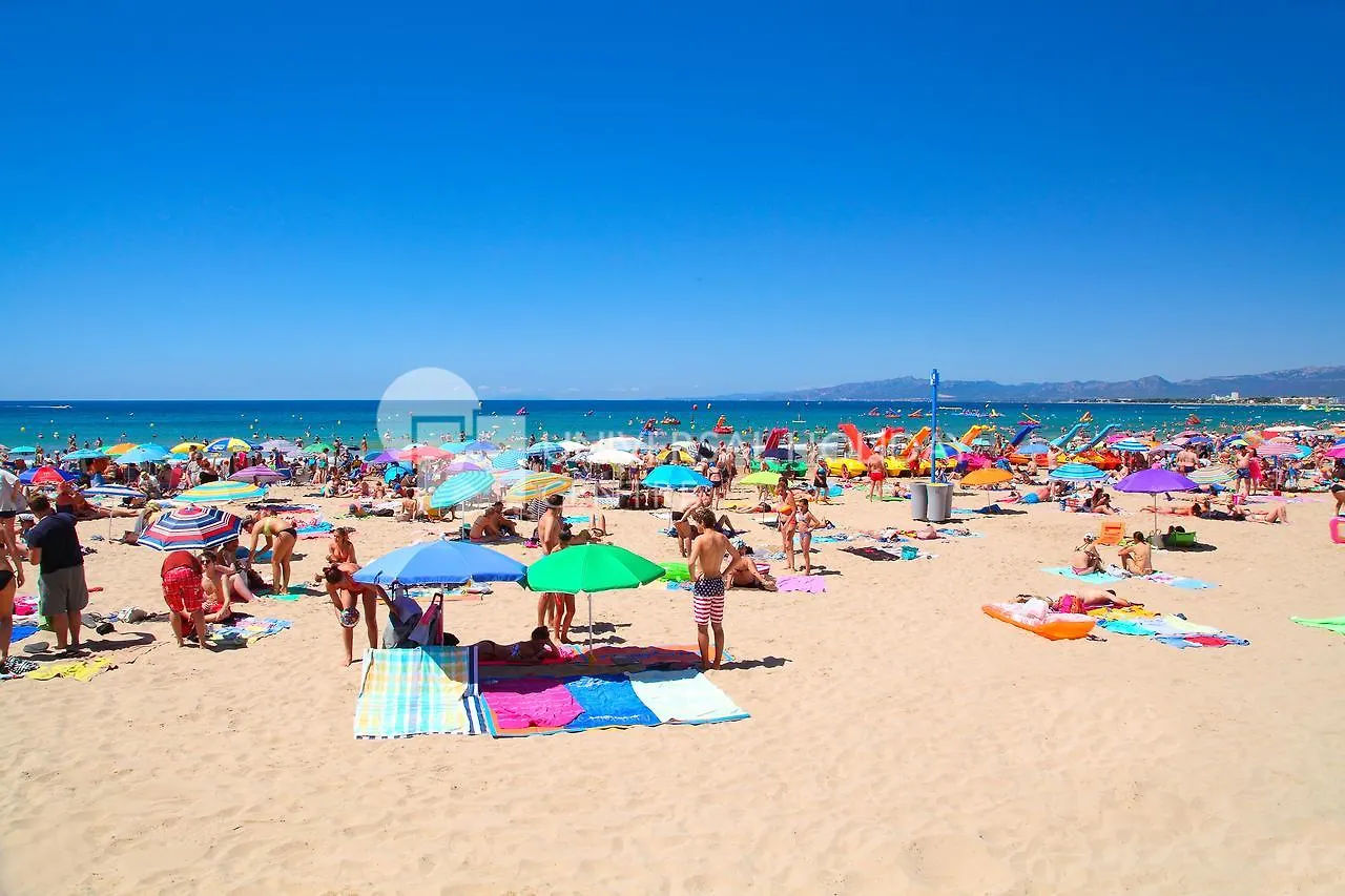 Uhc Alexis Family Apartments Salou